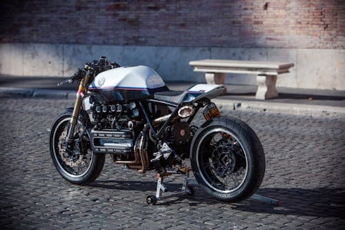 Quel intérêt d’avoir une carte grise de voiture de collection ?